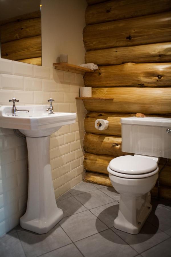 فيلا Coed Y Marchog Woodland Retreat هيريفورد المظهر الخارجي الصورة